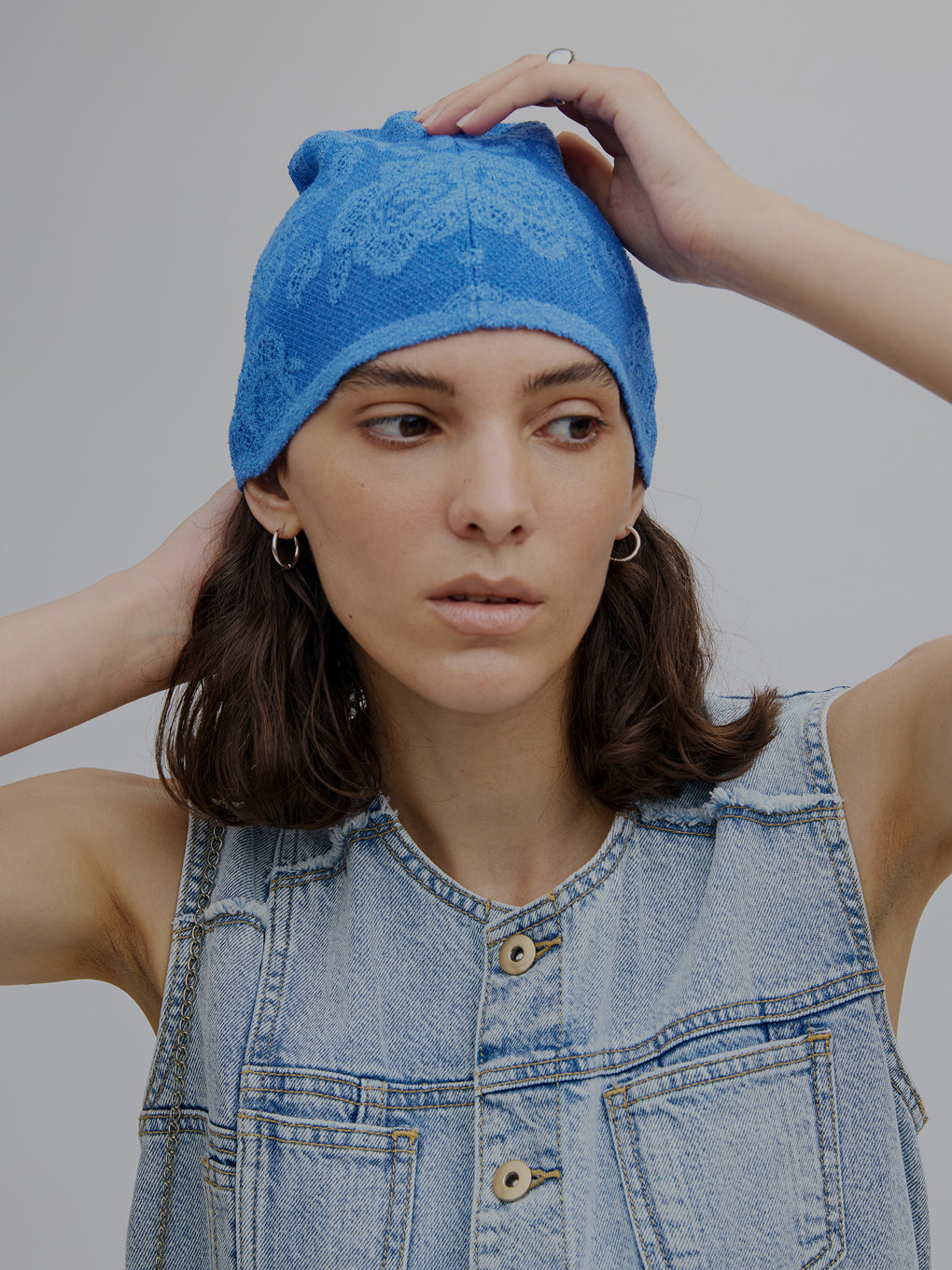 MEDI FLOWER JACQUARD KNIT BEANIE