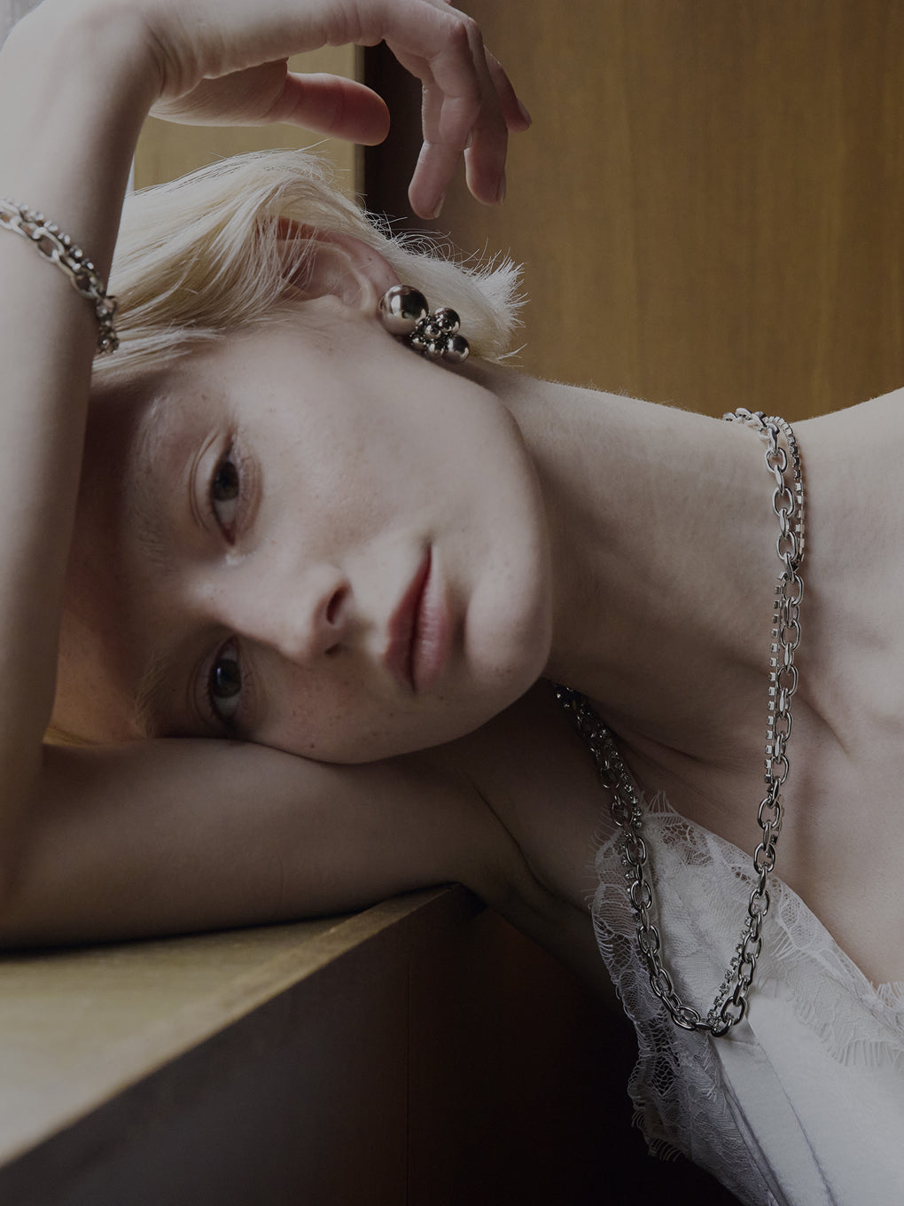 Bijou R.I Crystal Chain Necklace