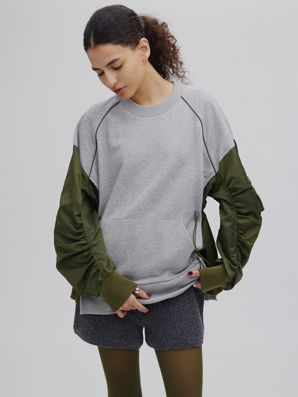 UND MILITARY DOCKING SWEAT TOP
