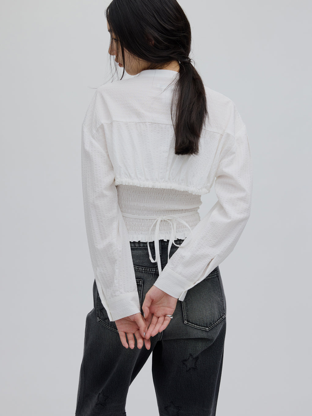 SHIRRING LAYERED SHORT SHIRT