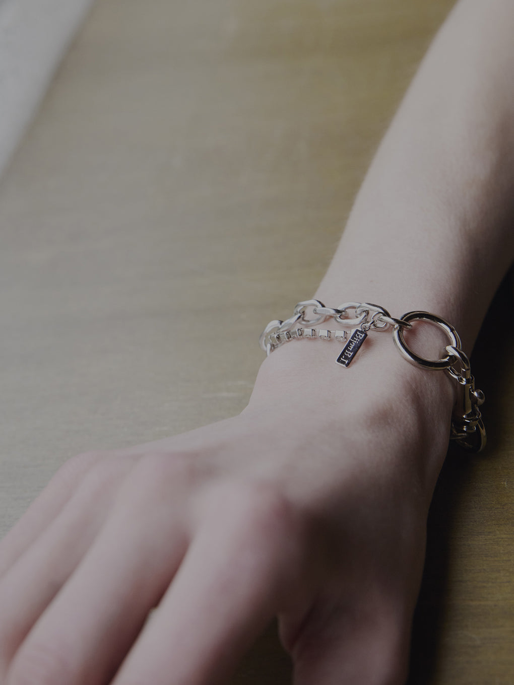 Bijou R.I Crystal Chain Bracelet