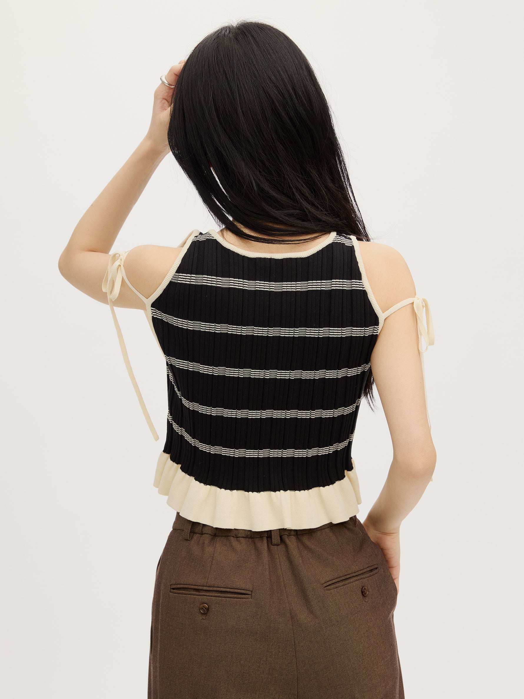 MEDI PURIPURI SHORT KNIT TOP