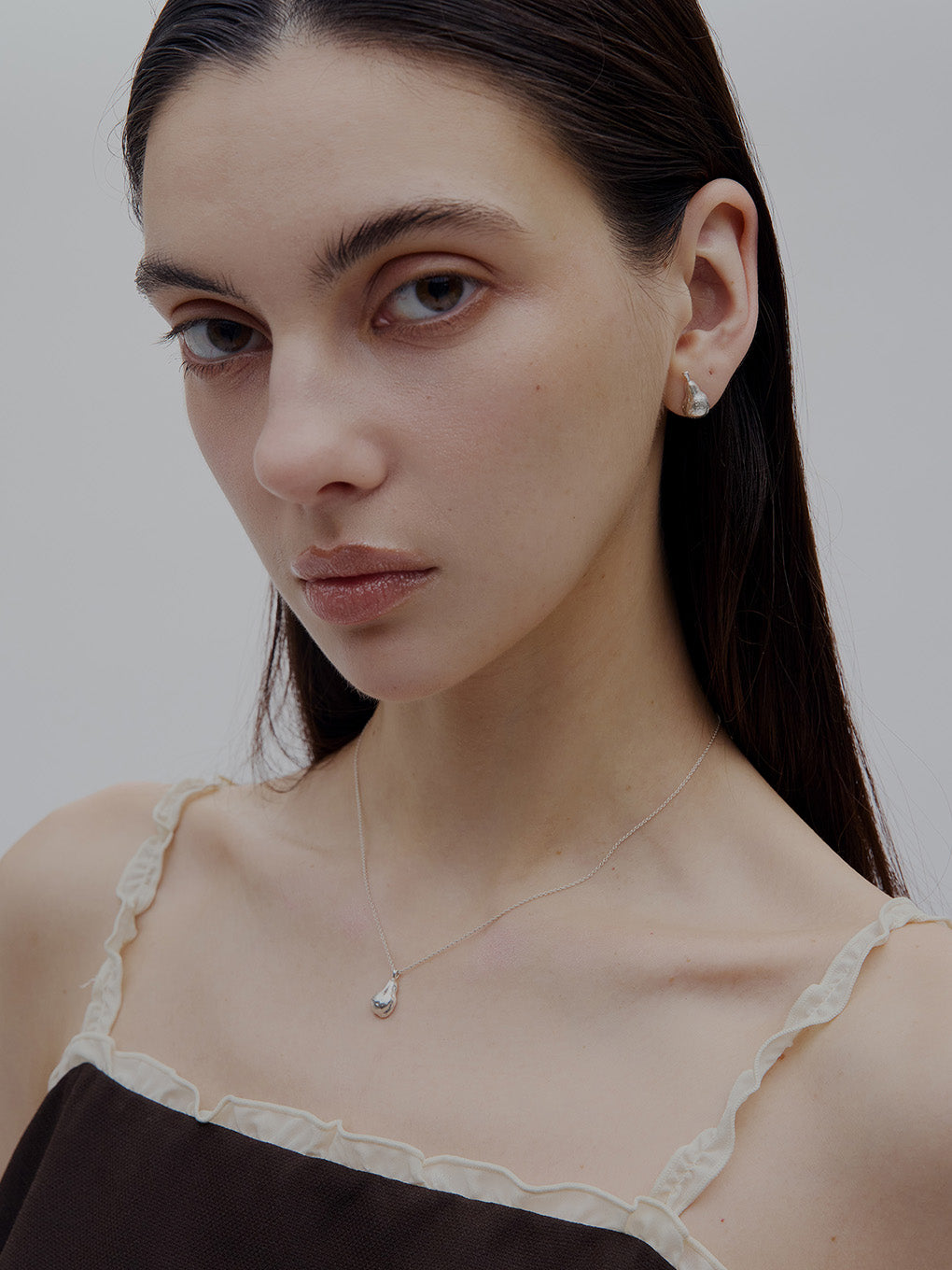 MEDI SLV925 PEAR NECKLACE