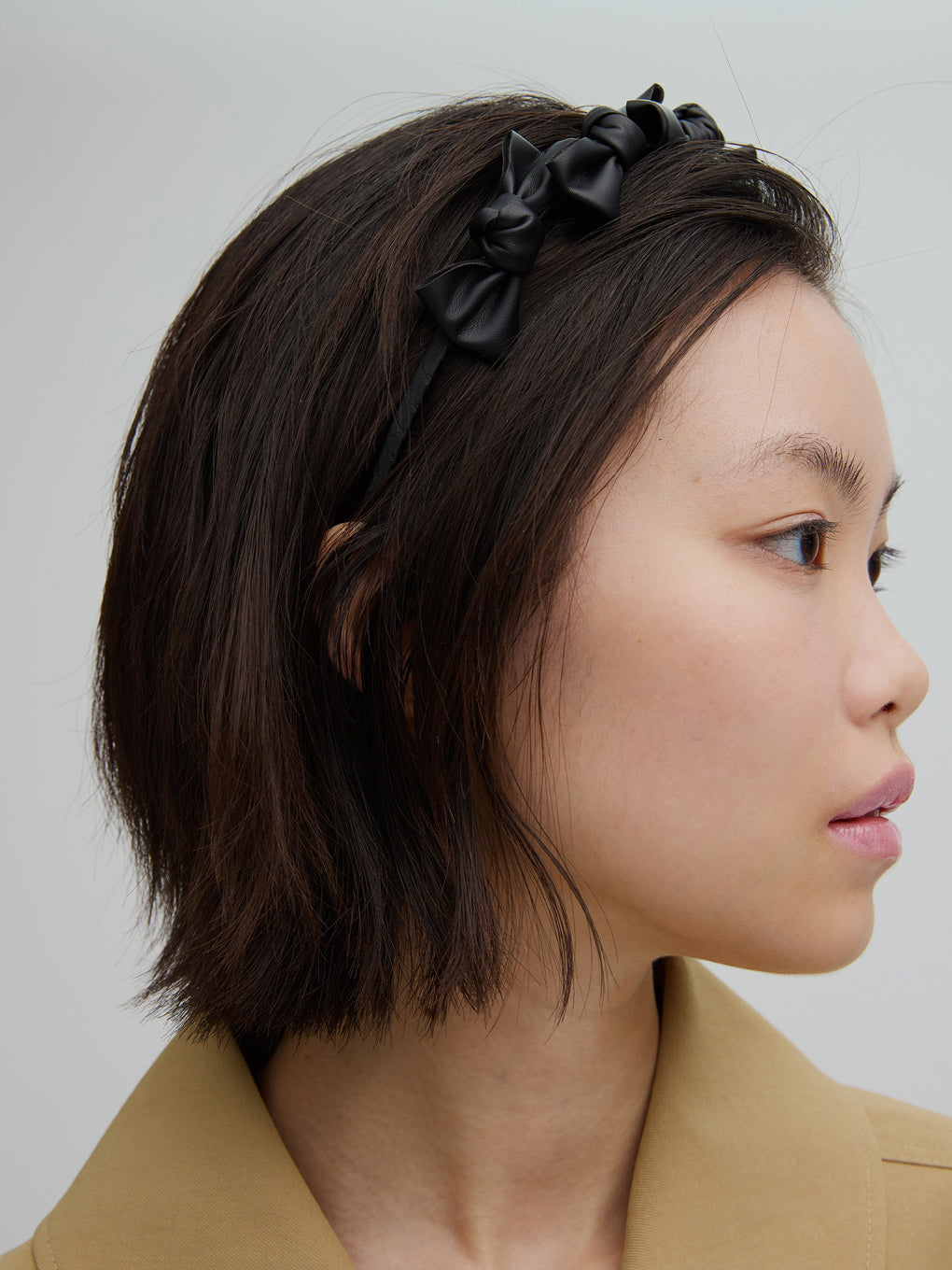 TRESSE Ribbon serre-tete on lether