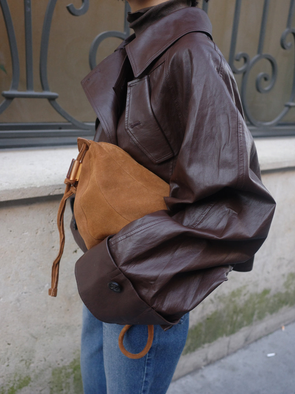 DRAWSTRING YOKE SYNTHETIC LEATHER SHORT COAT