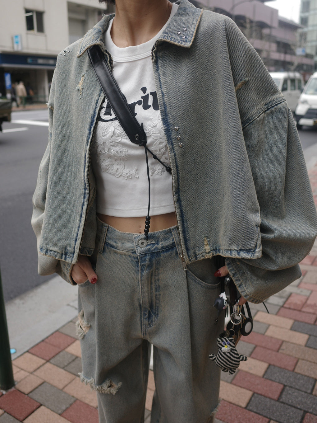 TATTOO STUDS DENIM JACKET