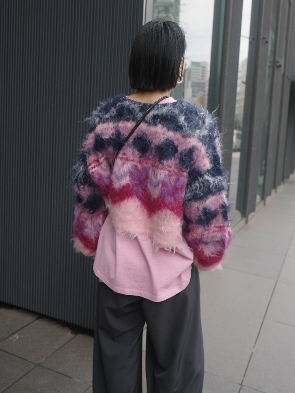 MONSTER SHAGGY SHORT KNIT CARDIGAN