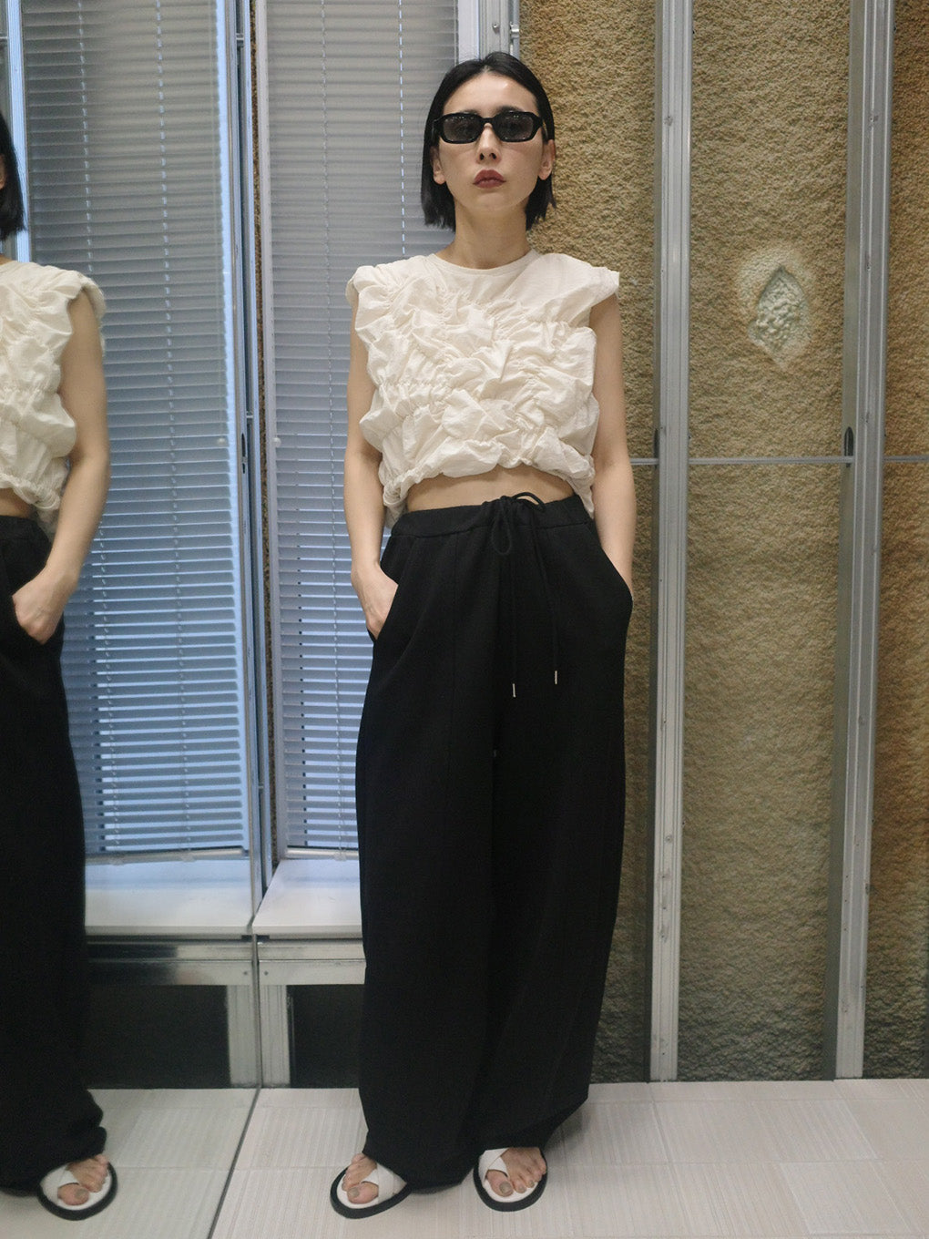 2WAY HEM BUTTON BARREL PANTS