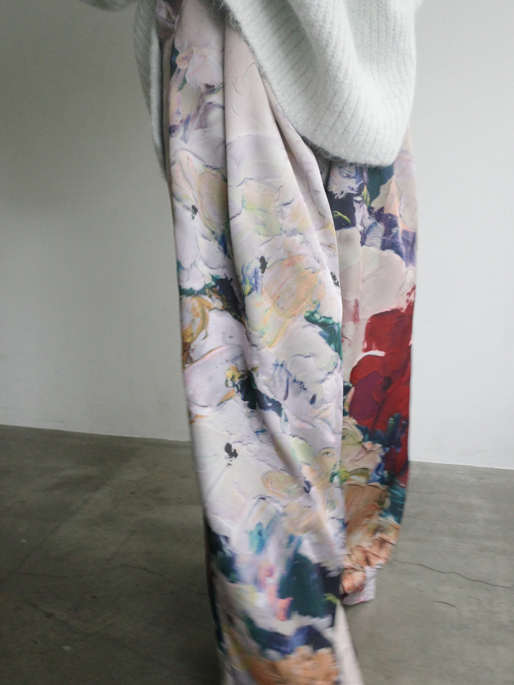 UND WHIPPED FLOWER PANTS