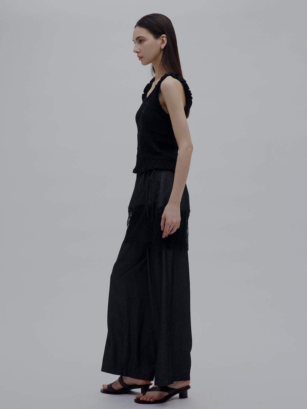 MEDI DENIMLIKE LACE DOCKING LAYERED PANTS
