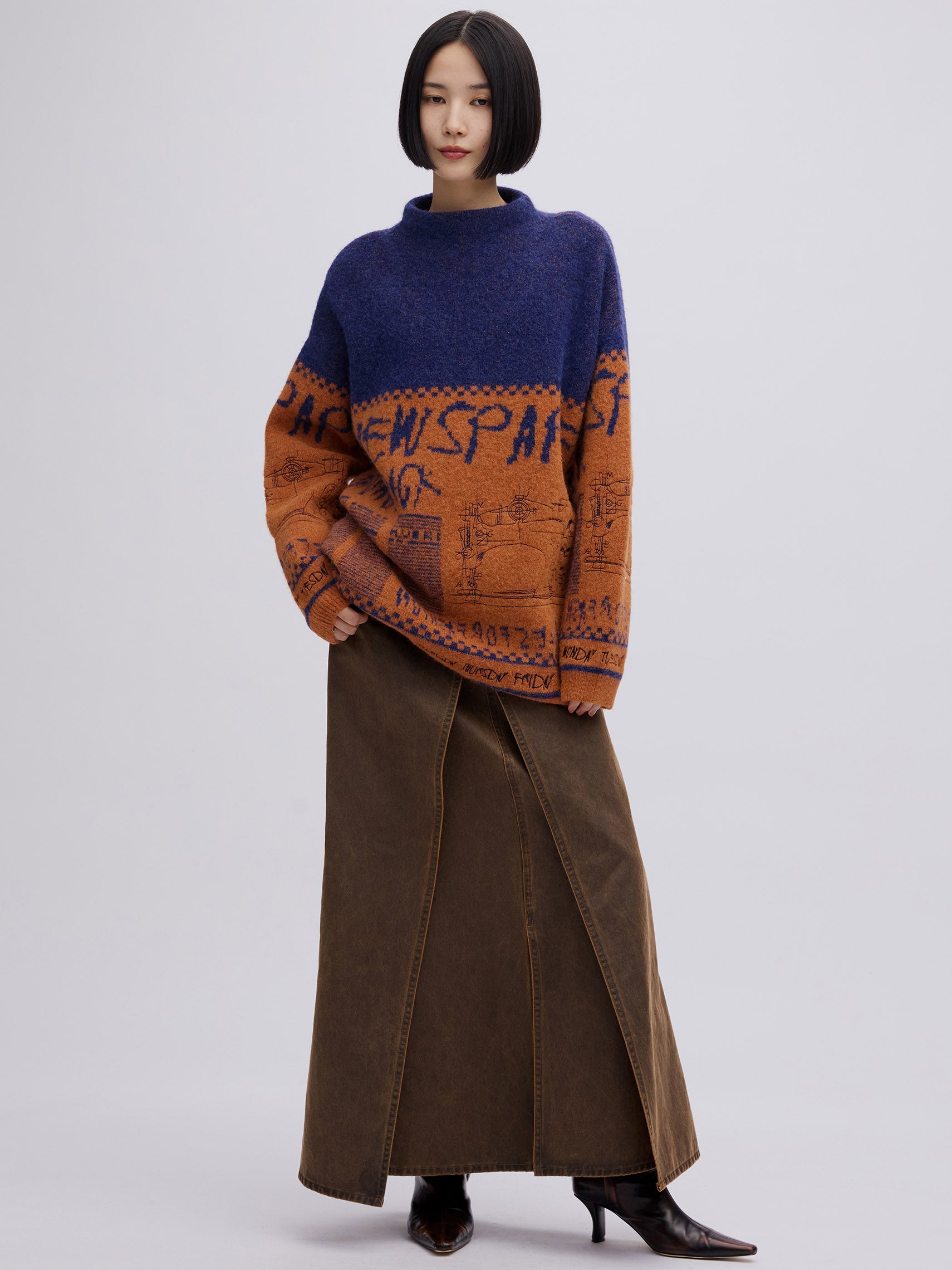NEWS PAPER JACQUARED KNIT TOP