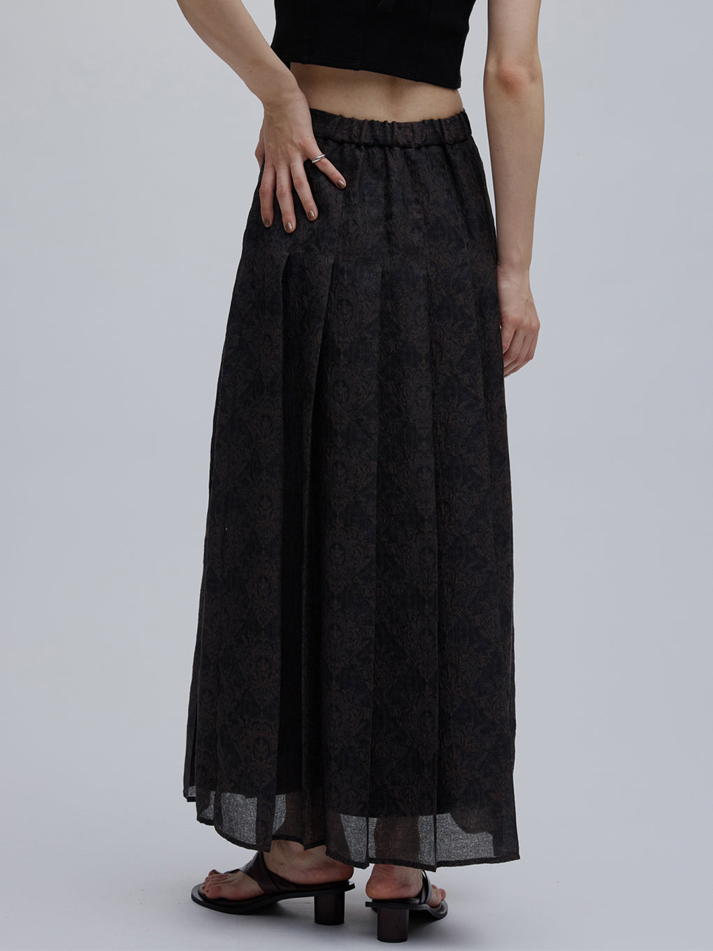 SHEER DAMASK JACQUARD PLEATED SKIRT