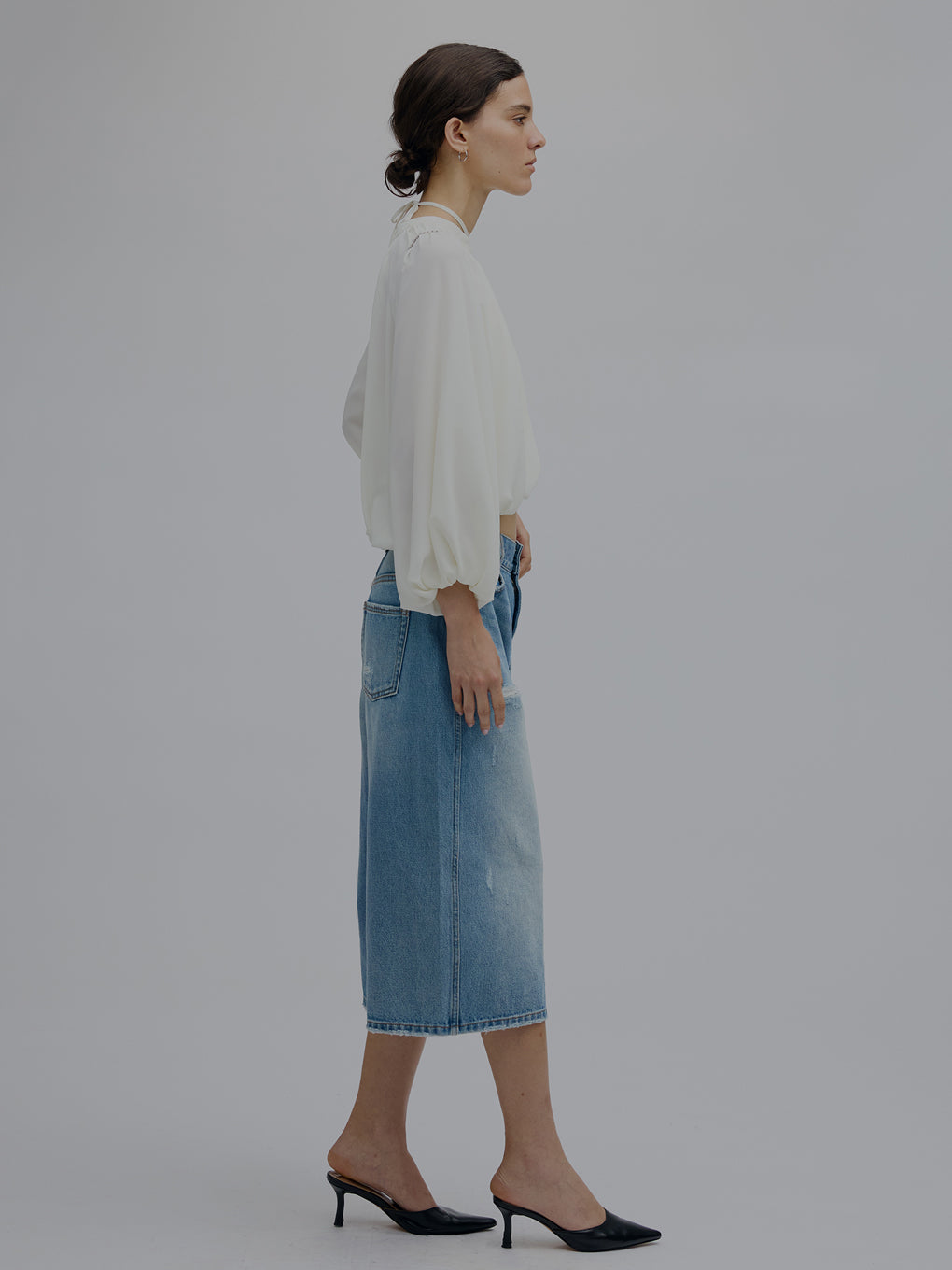 MEDI AIRY SHORT BALLOON BLOUSE