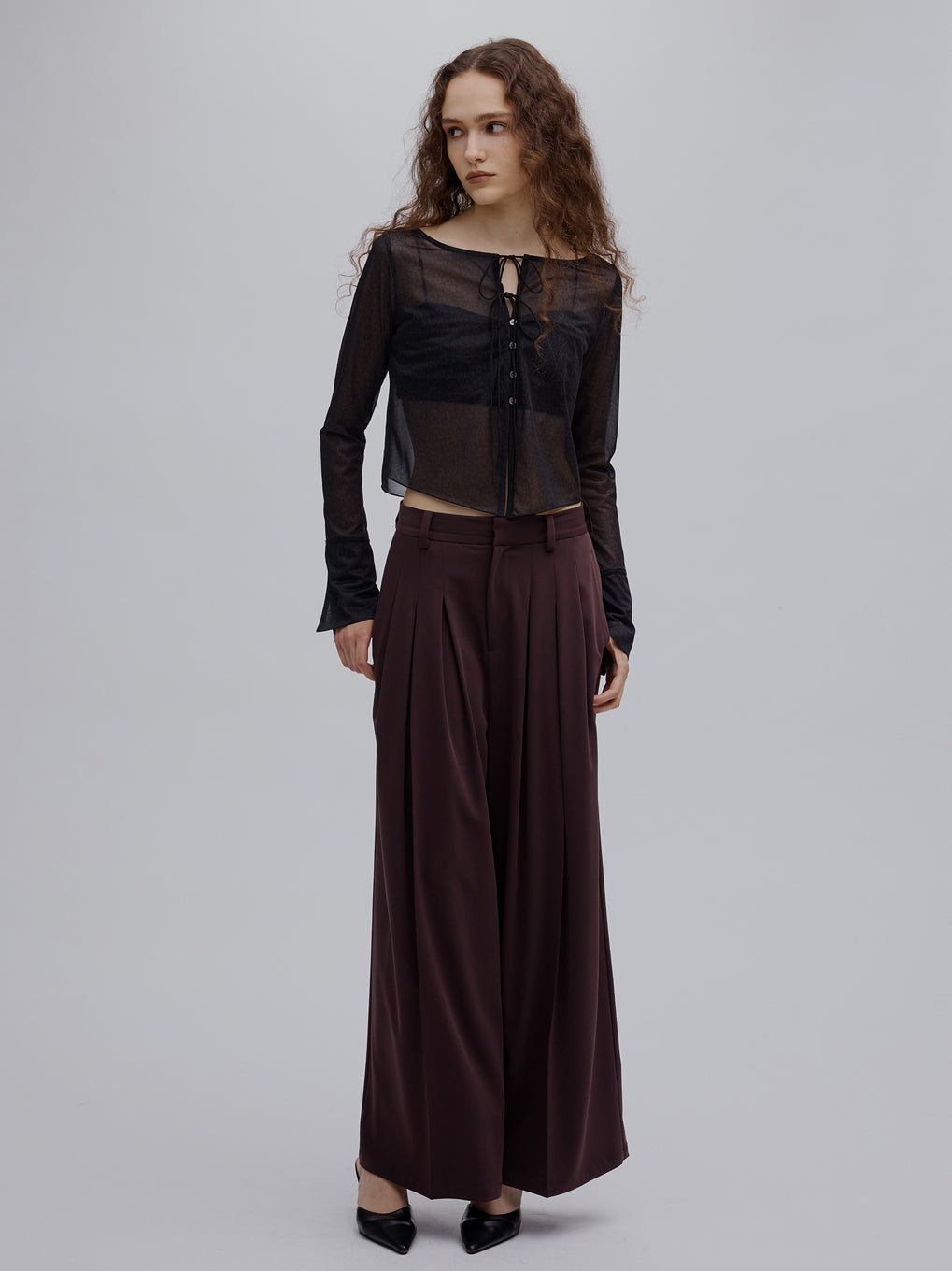 MODERN BALANCE TUCK PANTS