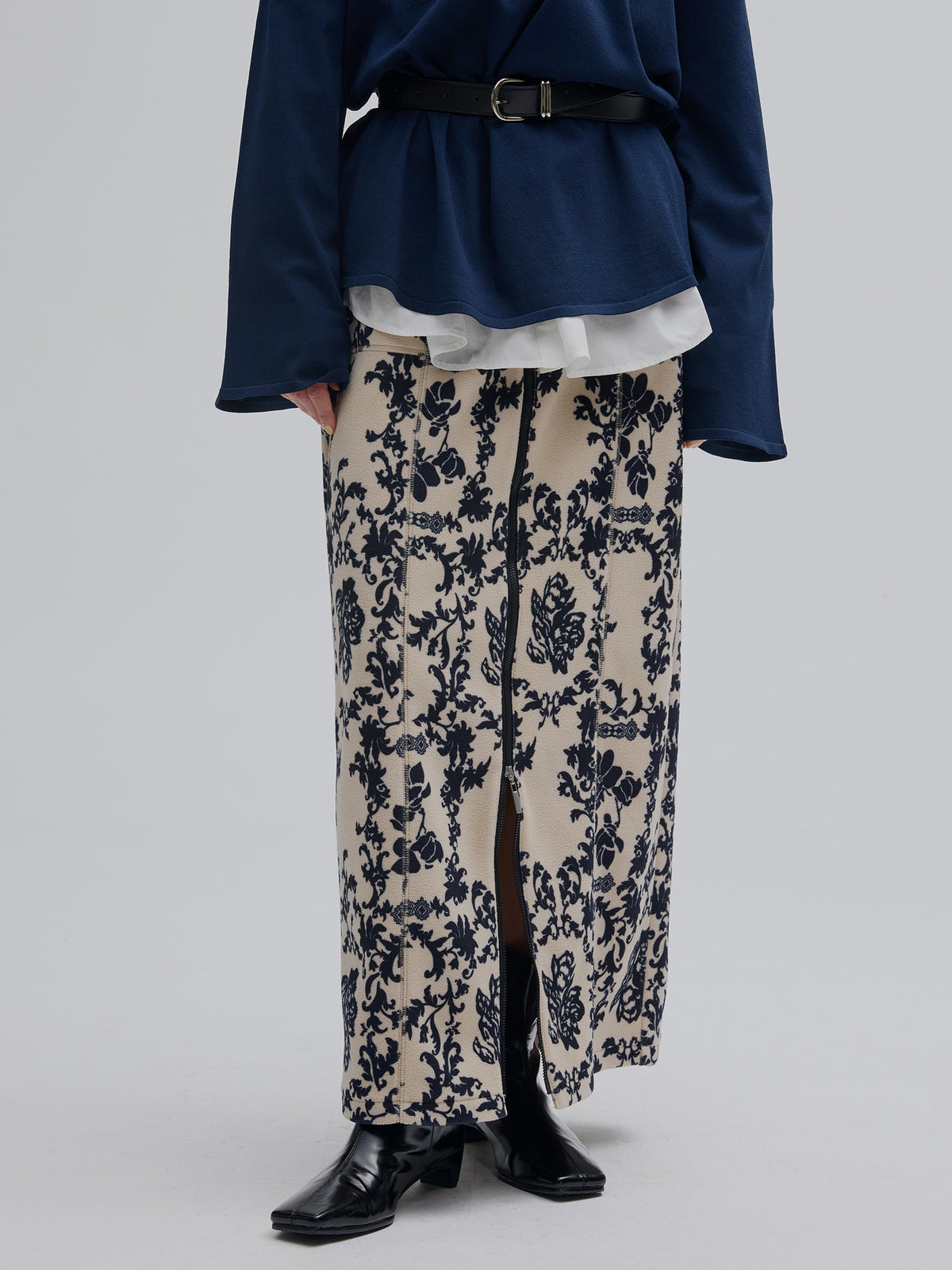 ZIP SLIT FLEECE SKIRT
