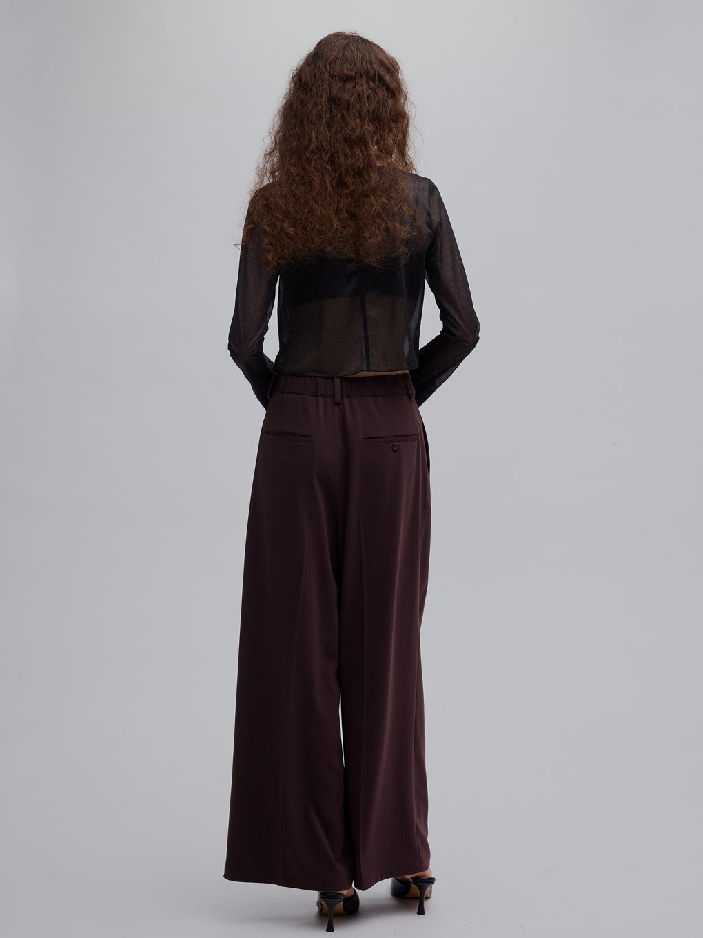 MODERN BALANCE TUCK PANTS