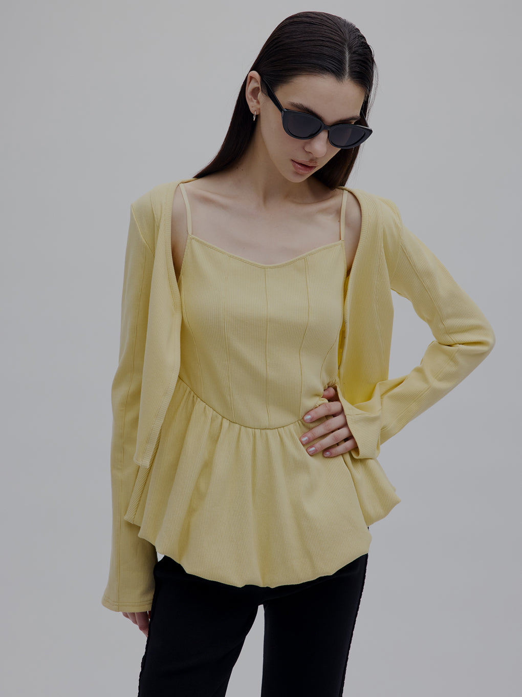 MEDI FRONT HOOK RIB CARDIGAN