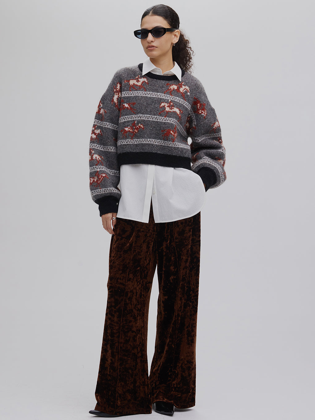 UND HORSE PATTERN KNIT