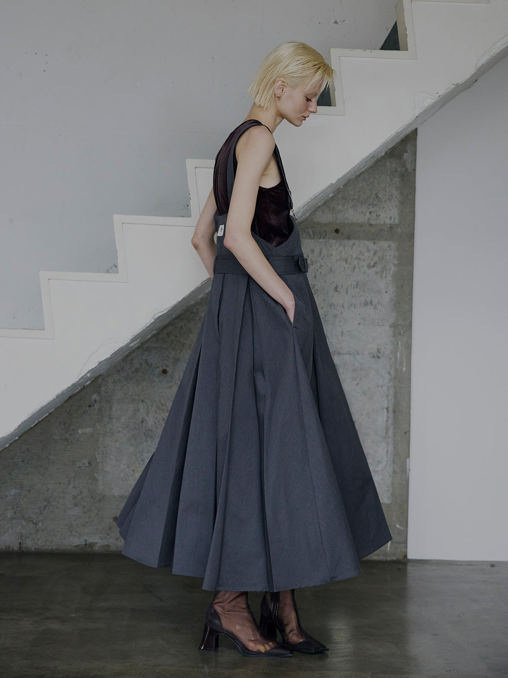 新品☆ Dickies® × Ameri PLEATS DRESS グレー S Dickies® × Ameri PLEATS DRESS