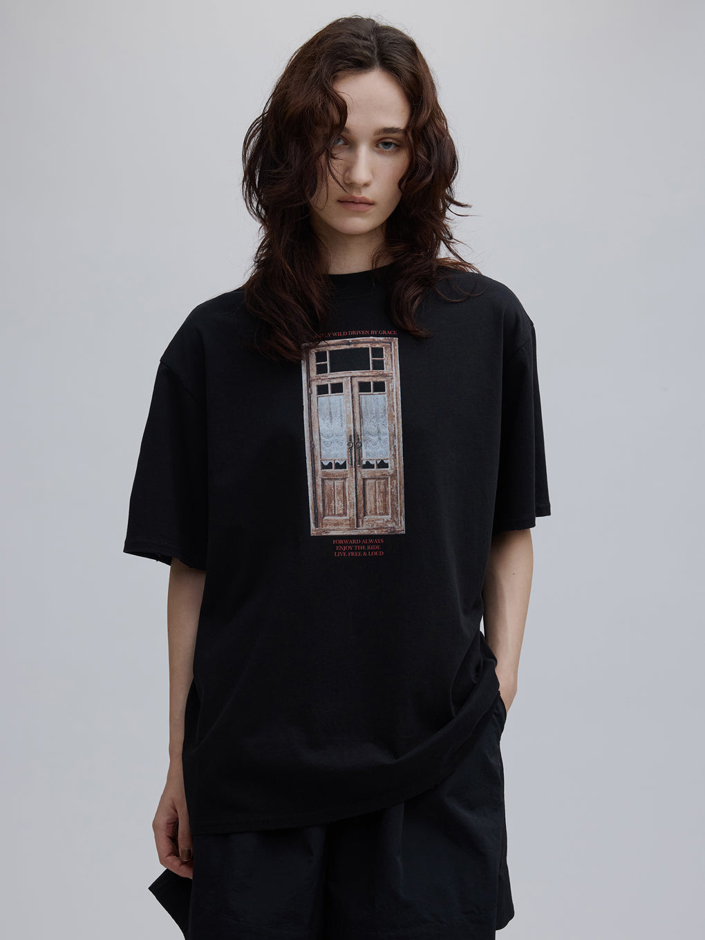 VINTAGE GRAPHIC OVER TEE