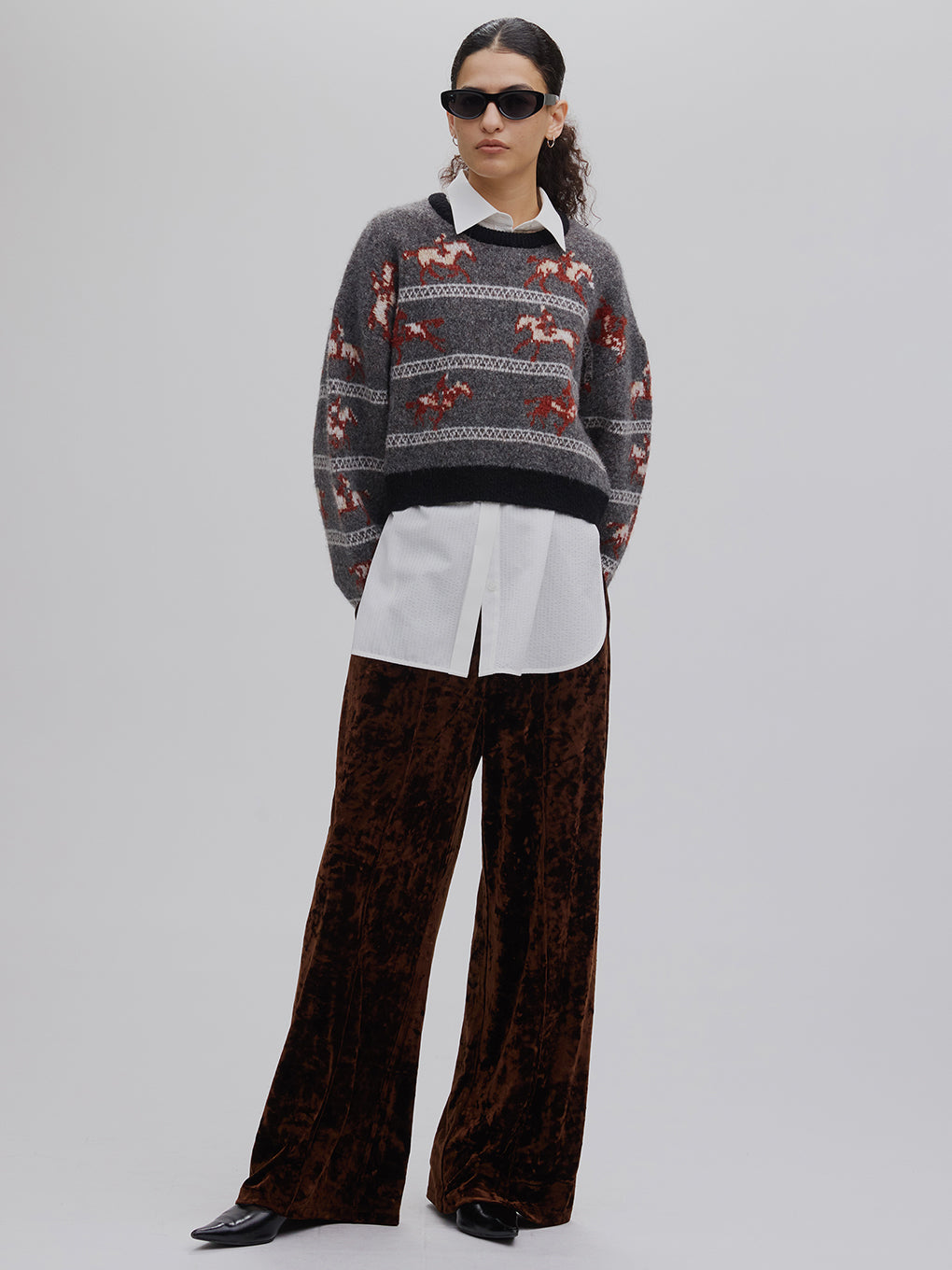 UND HORSE PATTERN KNIT