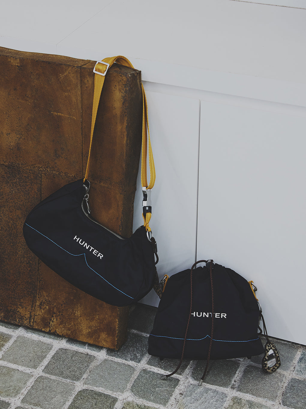HUNTER×Ameri PREMIUM NYLON BUCKET