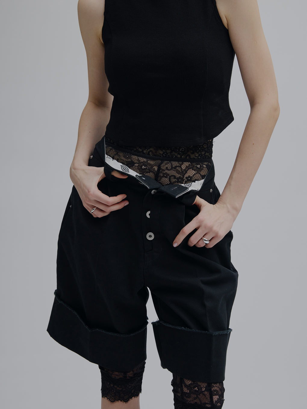 LACE BIKER PANTS