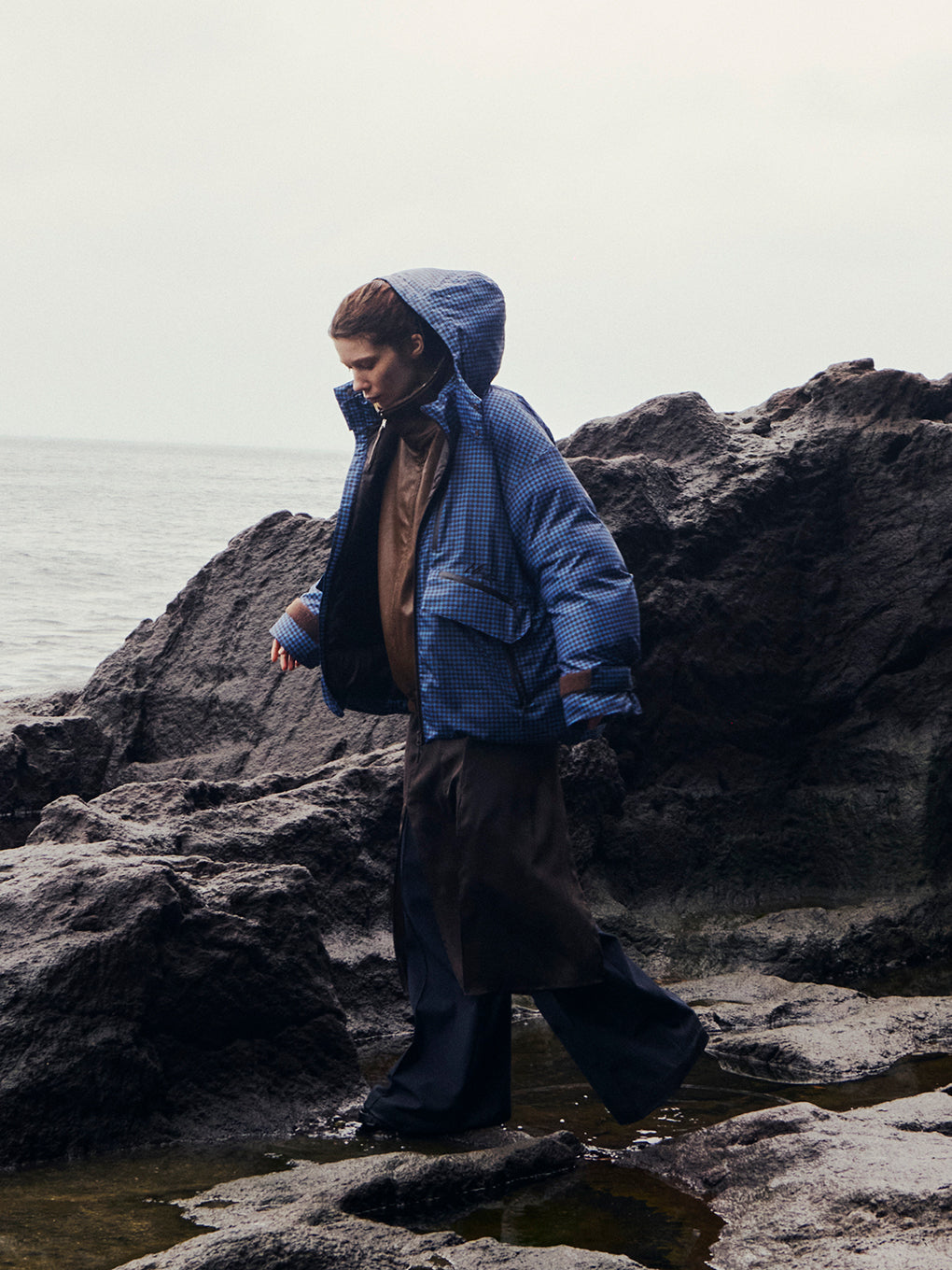 NANGA × Ameri POCKET HOUNDSTOOTH DOWN COAT