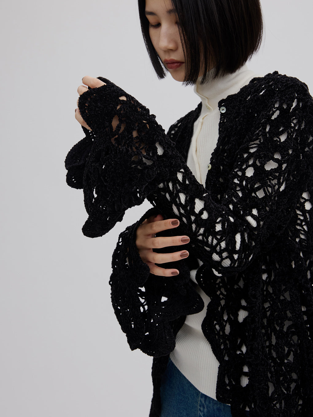 アメリヴィンテージ メディルーズメッシュフラワーニットトップス カットソー 黒 Ameri（アメリ）の「MEDI LOOSE MESH FLOWER KNIT TOPS（Tシャツ