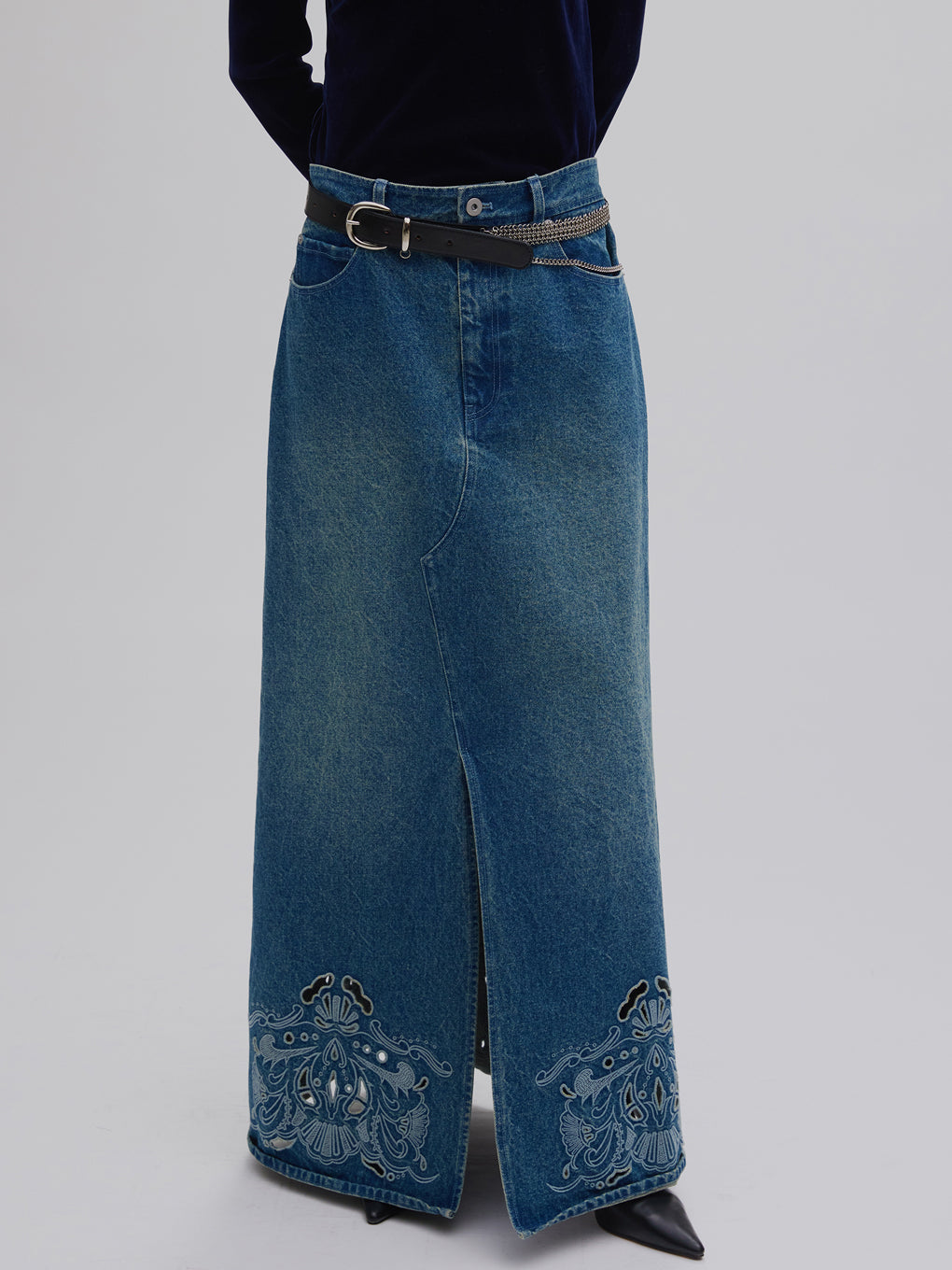 UND CUTWORK EMBROIDERY DENIM SKIRT
