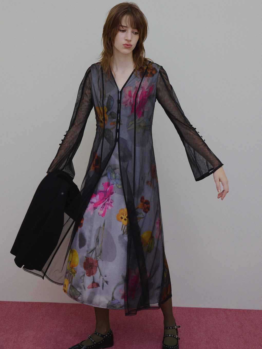 UND GRACE CHIFFON VEIL DRESS