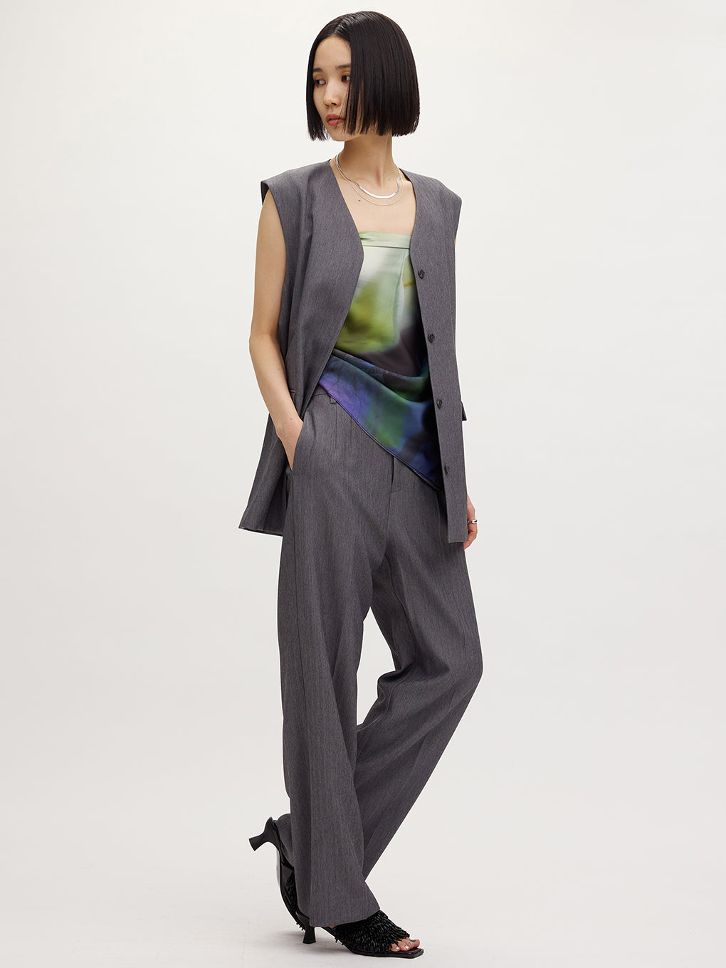 OTONA MUSE LONG VEST WITH PANTS