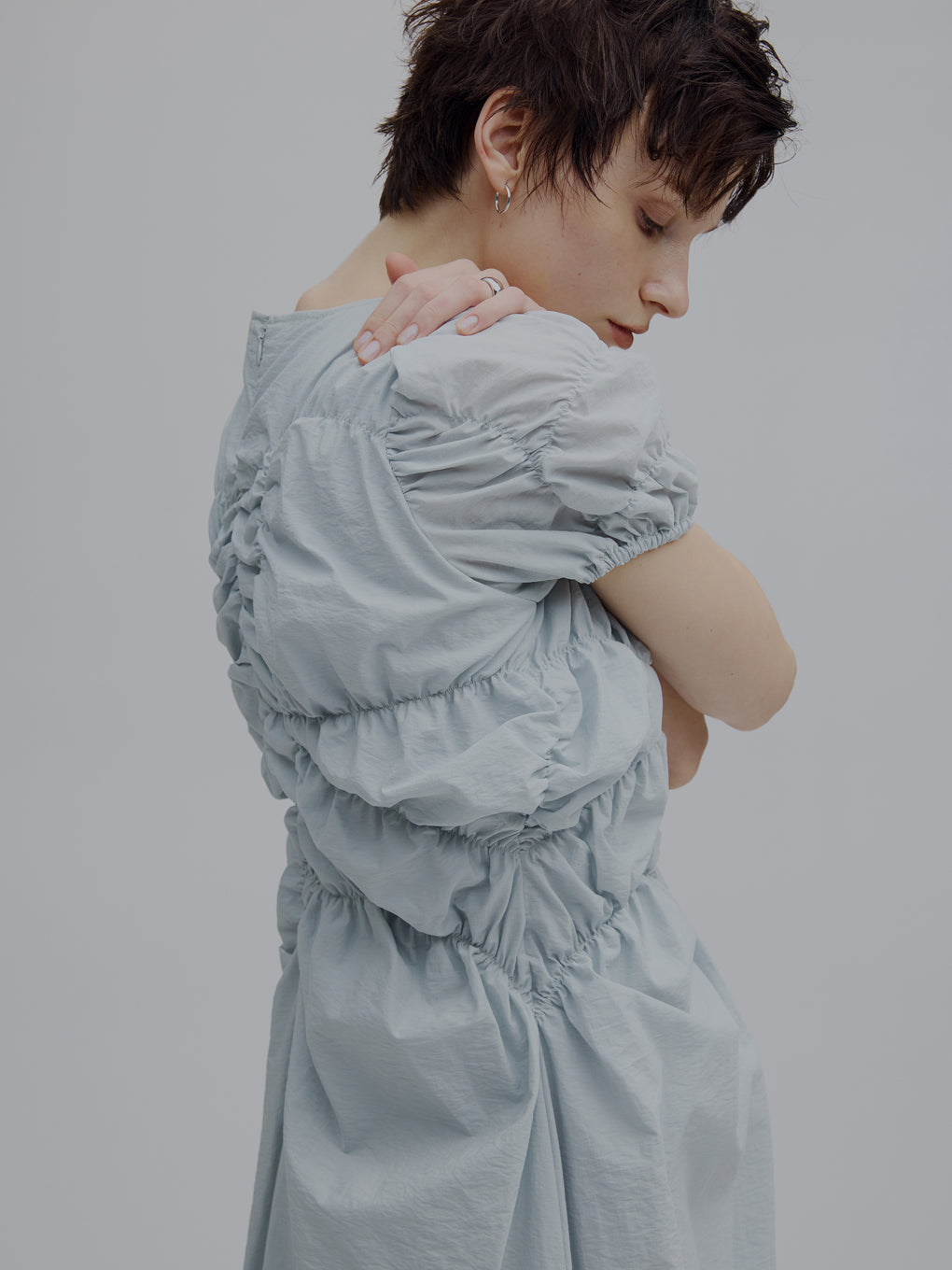 BUMPY GATHER FLARE DRESS