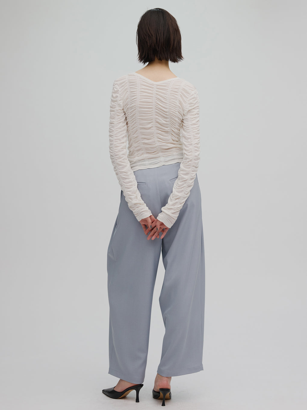 MULTI TUCK NARROW BELT PANTS