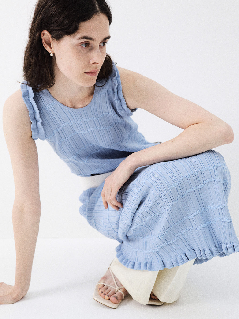 MEDI 2WAY WAVY FRILL KNIT DRESS