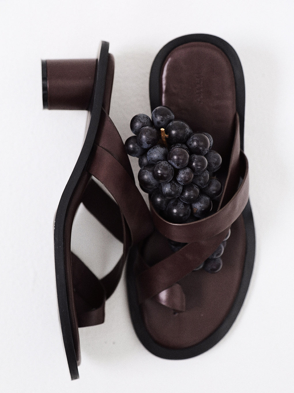 MEDI CROSS STRAP THONG SANDALS