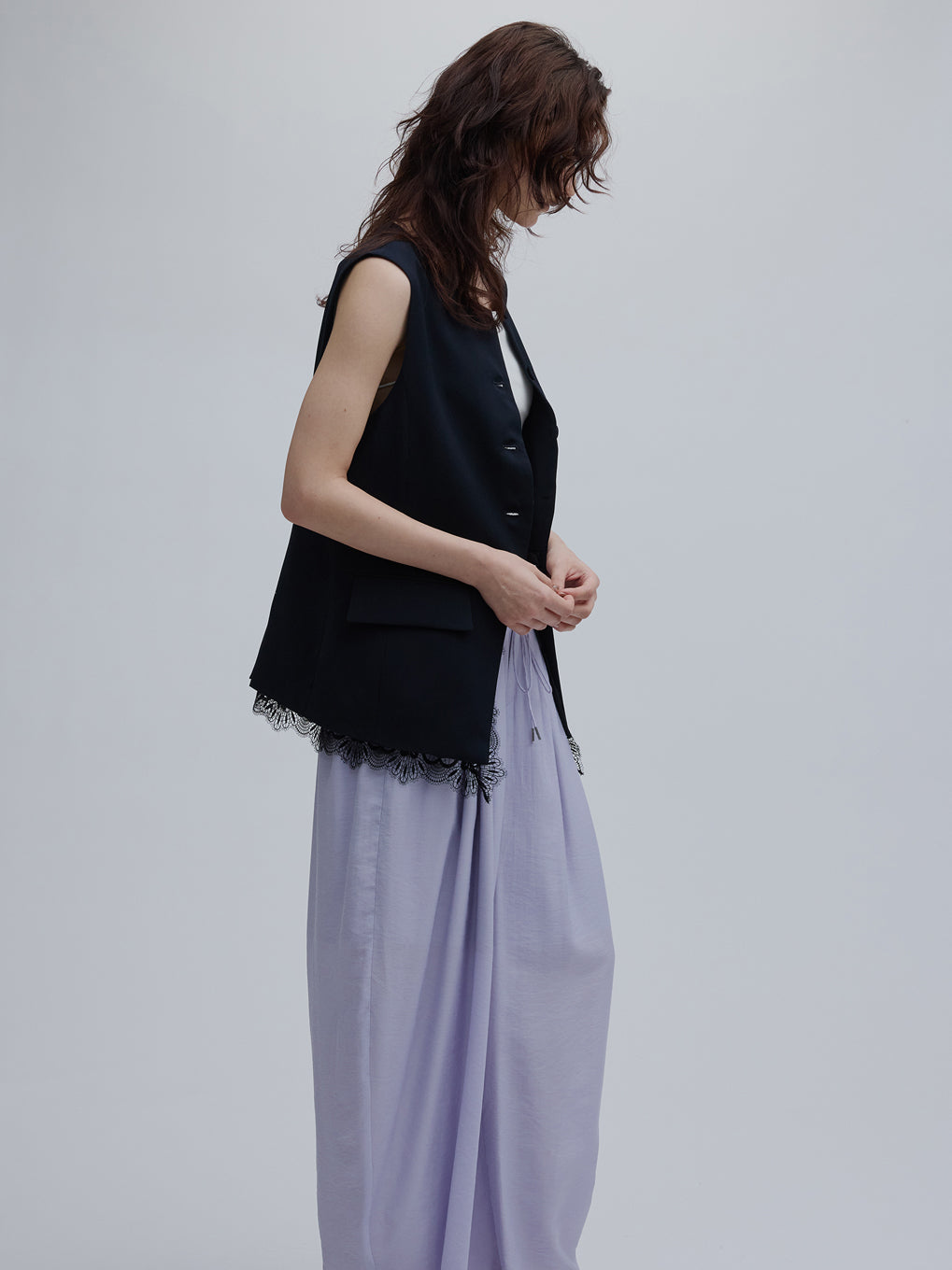 2WAY CREW NECK LACE TAKE OFF VEST