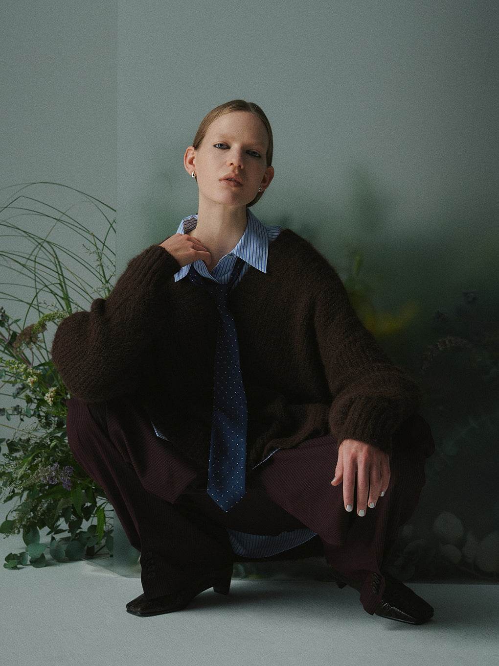 UND PINSTRIPE BARREL SILHOUETE PANTS