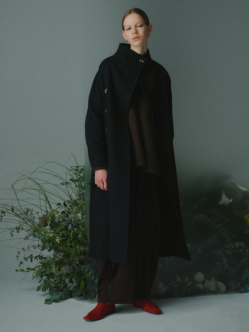 UND WOOL ASYMMETRY STAND COLLAR COAT