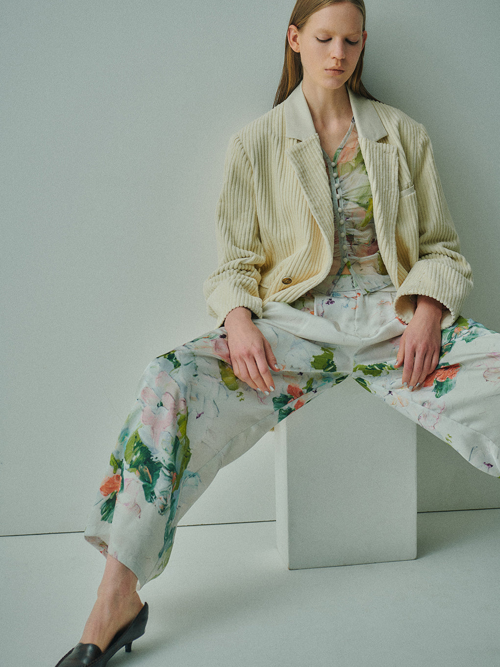 UND WHIPPED FLOWER TOP
