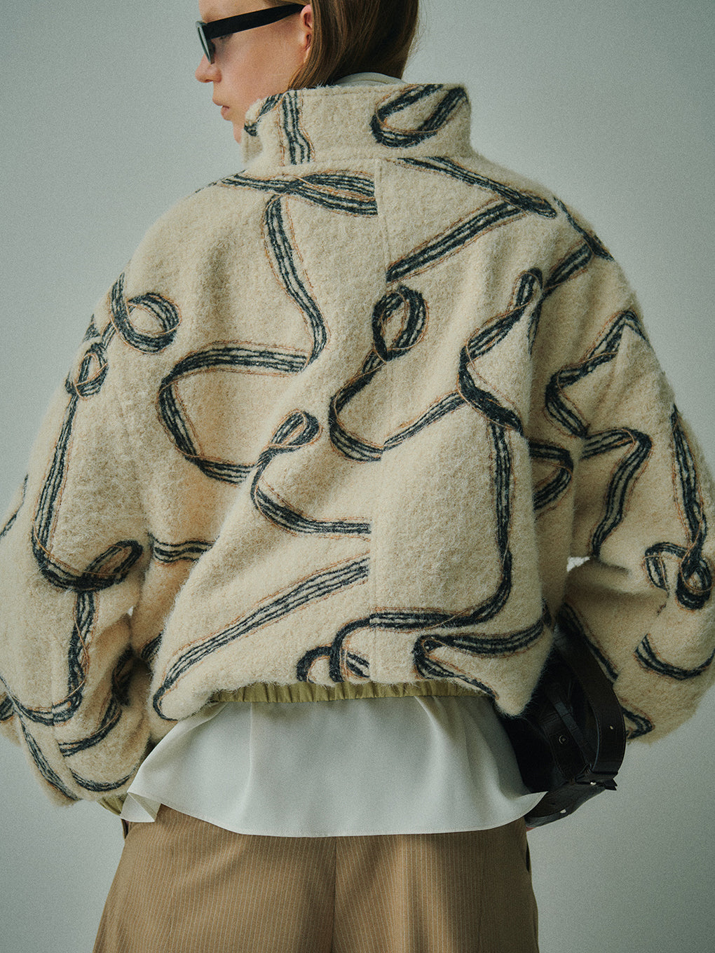 UND REVERSIBLE RIBBON BOA JACKET