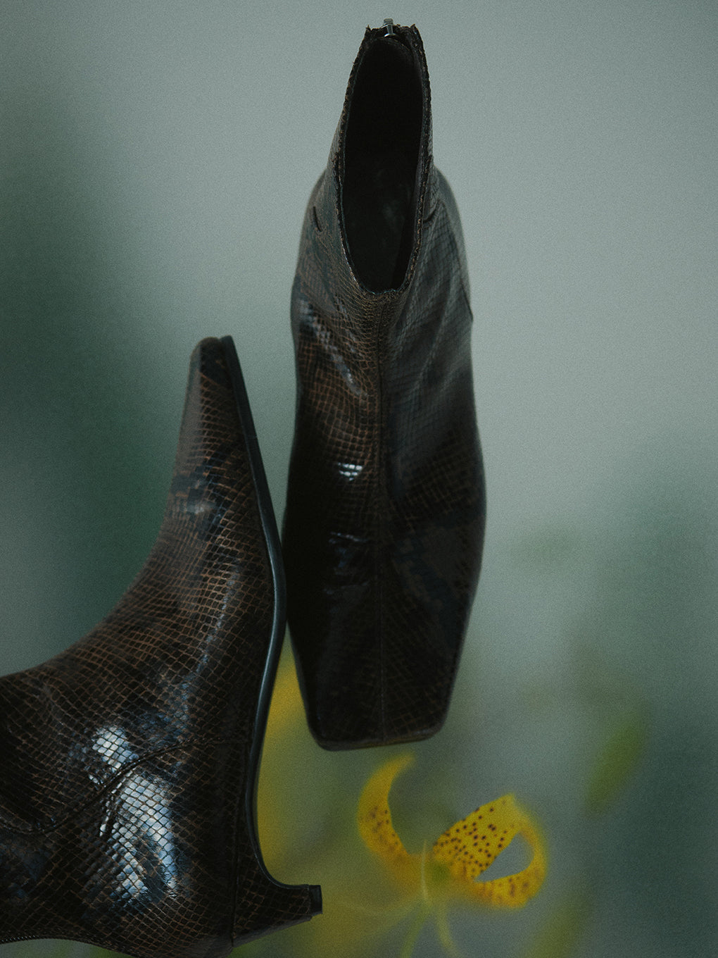 UND REPTILE SHORT BOOTS