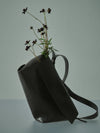 UND WIDE FLAP SHOULDER BAG