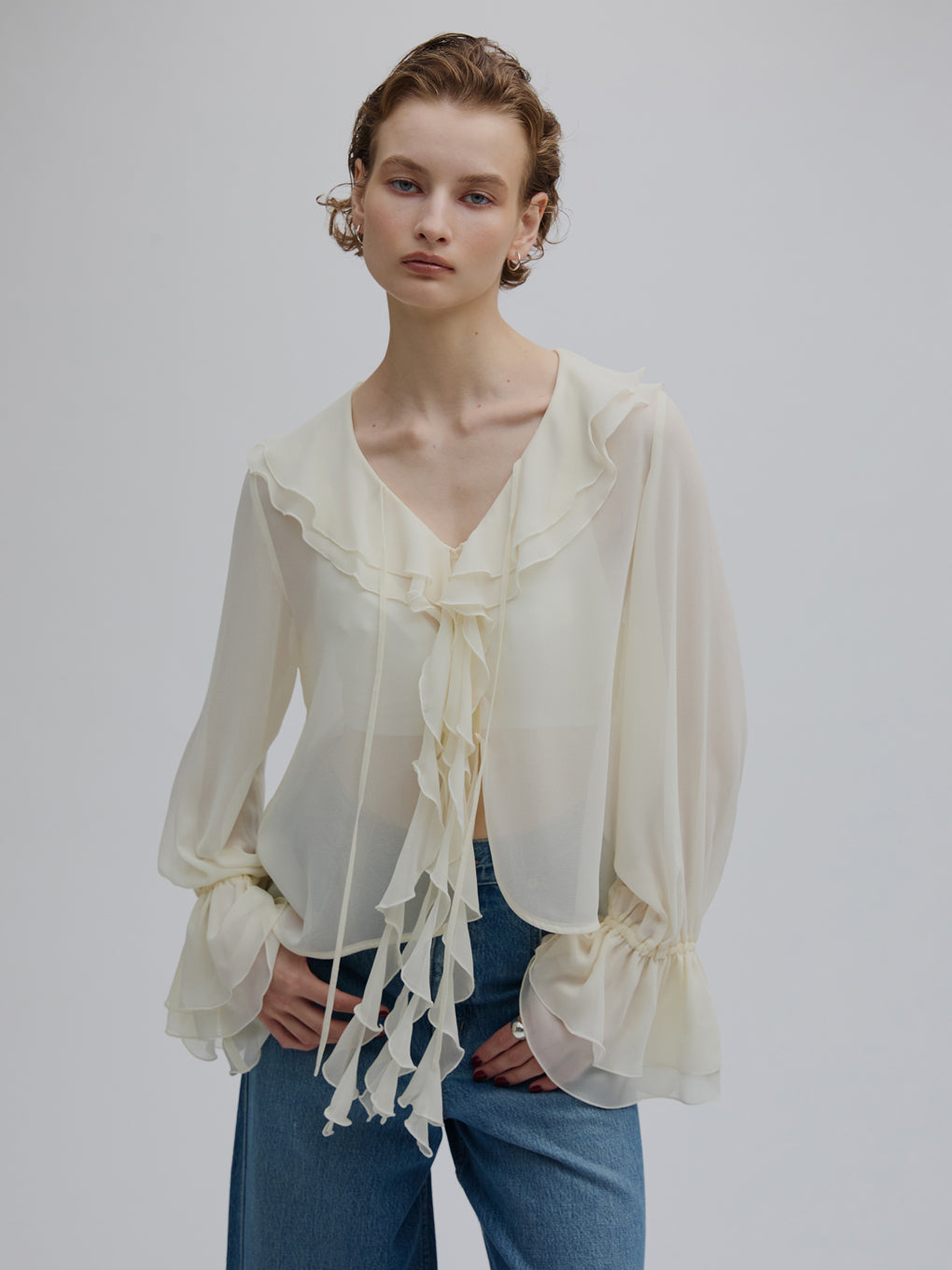 SHEER TWIST FRILL BLOUSE