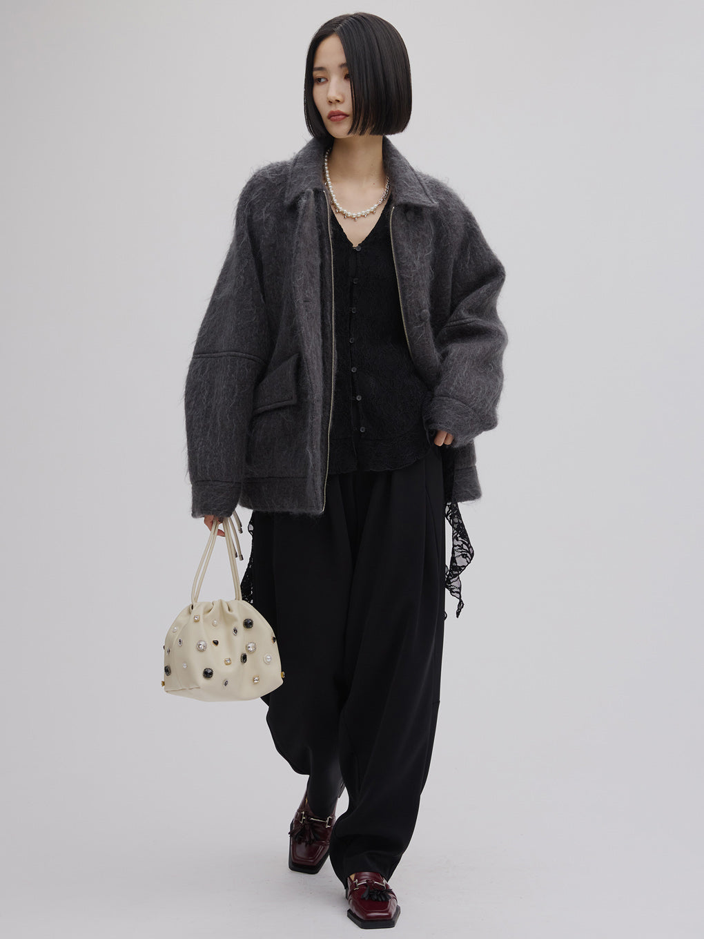 UND 2WAY CUT LACE FRILL TOP