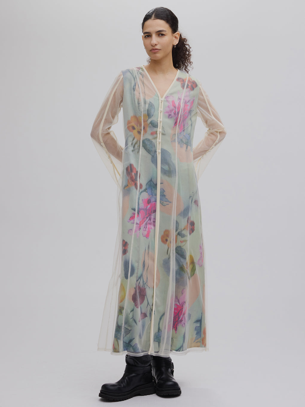 UND GRACE CHIFFON VEIL DRESS
