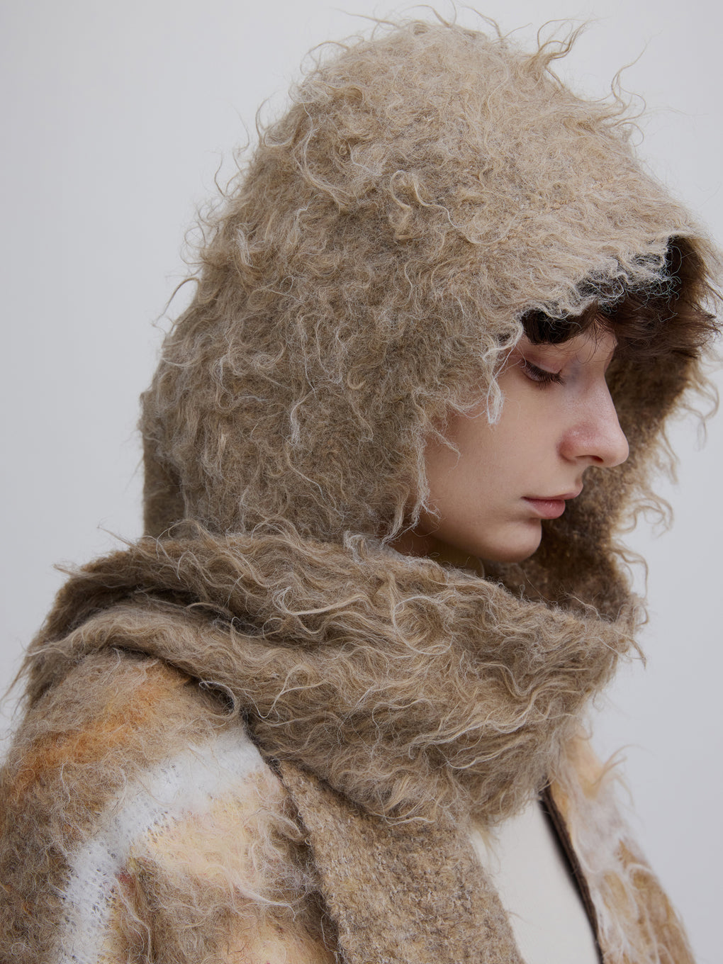 SHAGGY HOODED KNIT MUFFLER