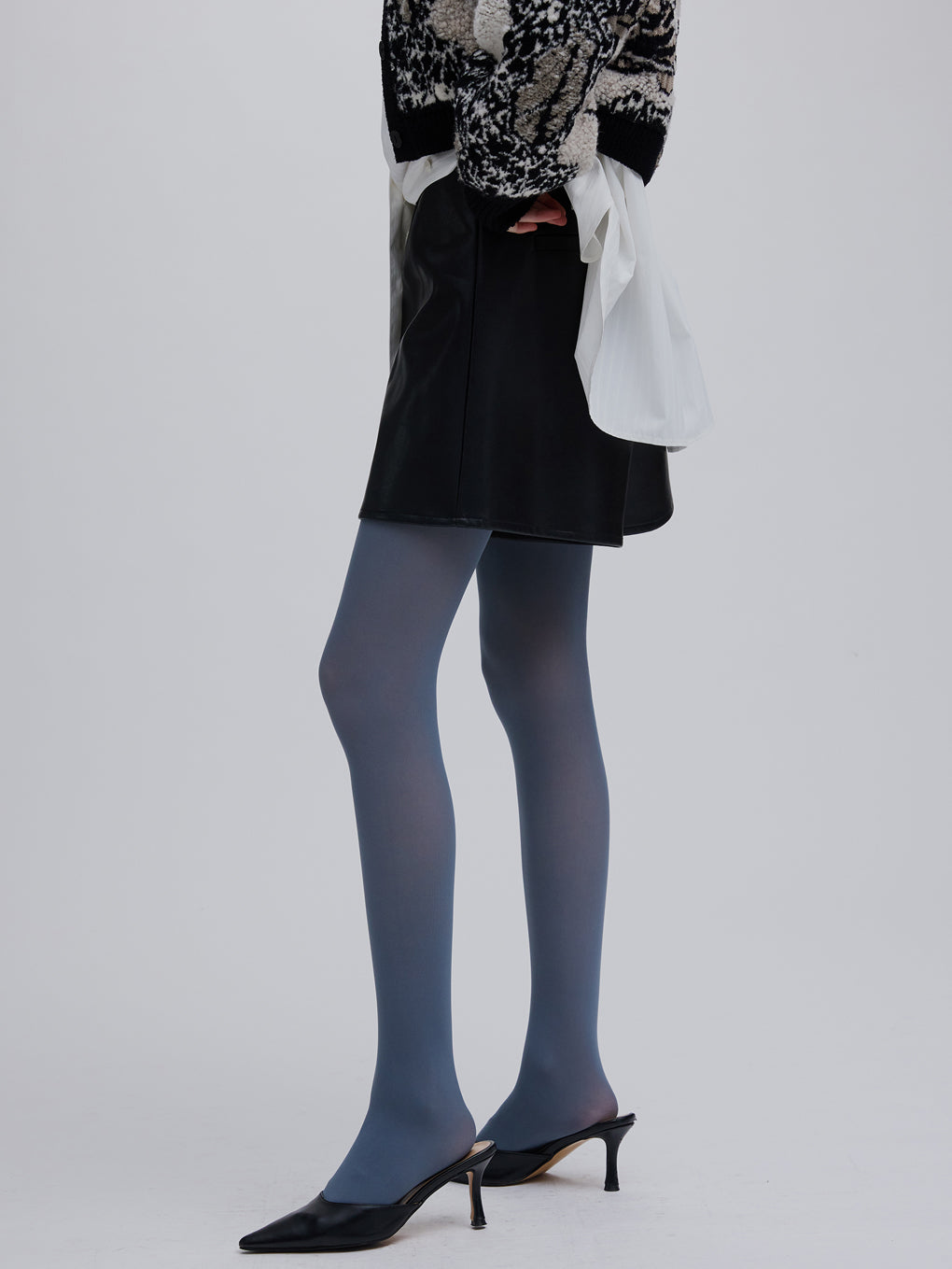 SYNTHETIC LEATHER SHORT PANTS