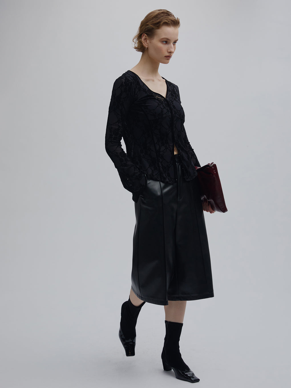 SHEER FLOCKY ROUND HEM TOPS
