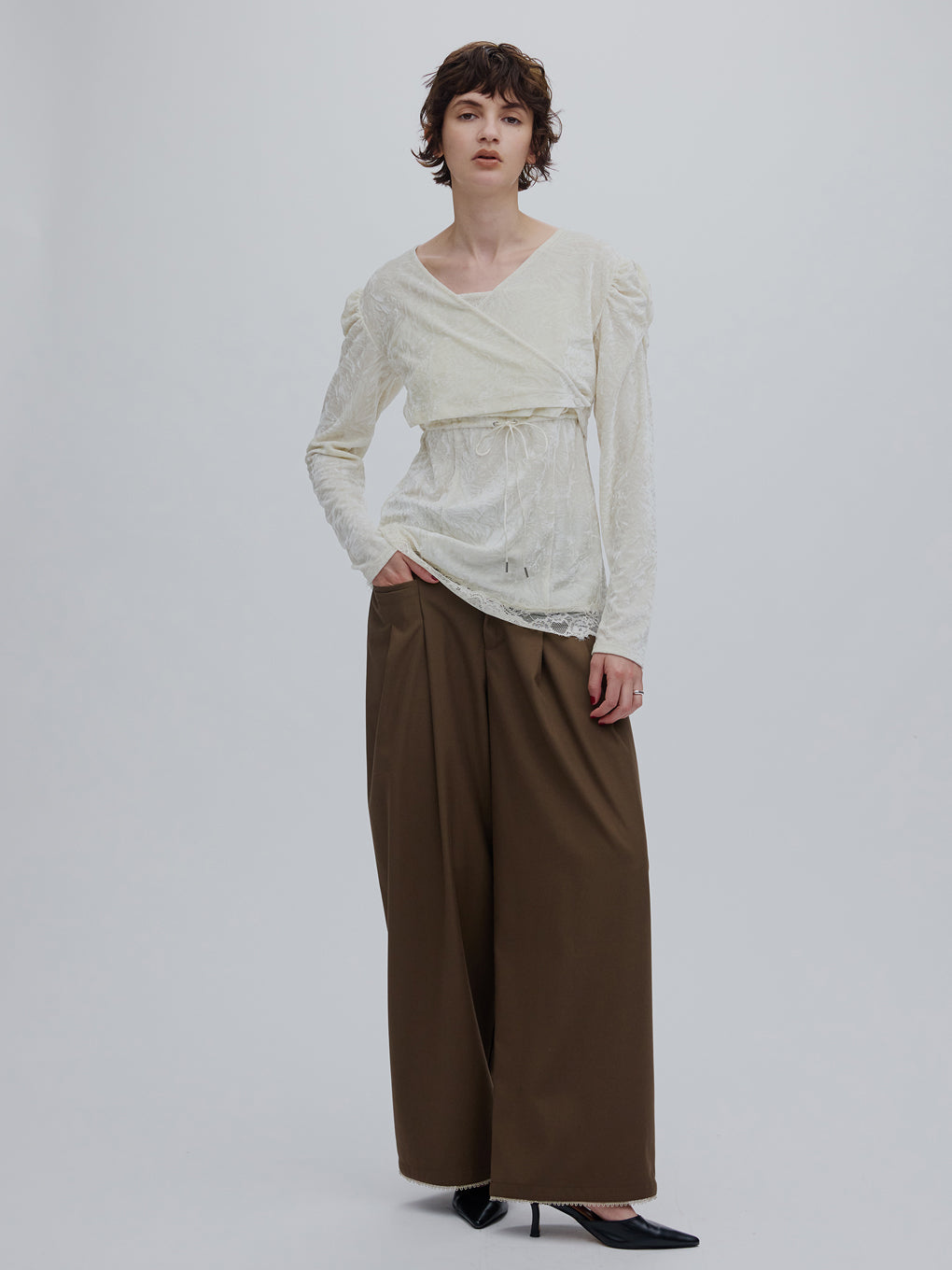 VELOUR LAYERED CUT TOP